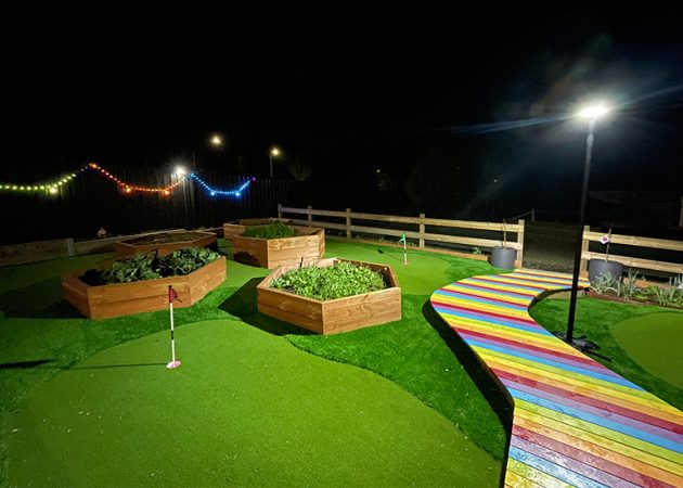 Mini golf