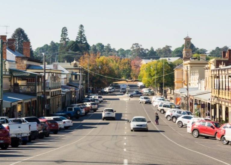The secret to building self-sustaining regional communities: just add internet