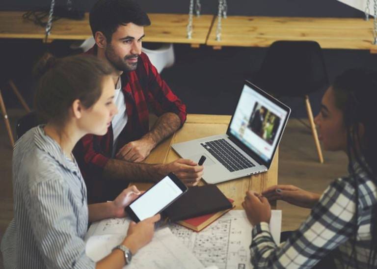 Social media masterclass: How to create webinars your customers will love