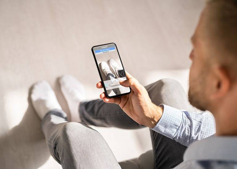 AR is the next big thing in social selling – how to use it in your business