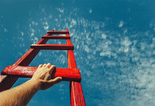 Business confidence dips after Federal Budget