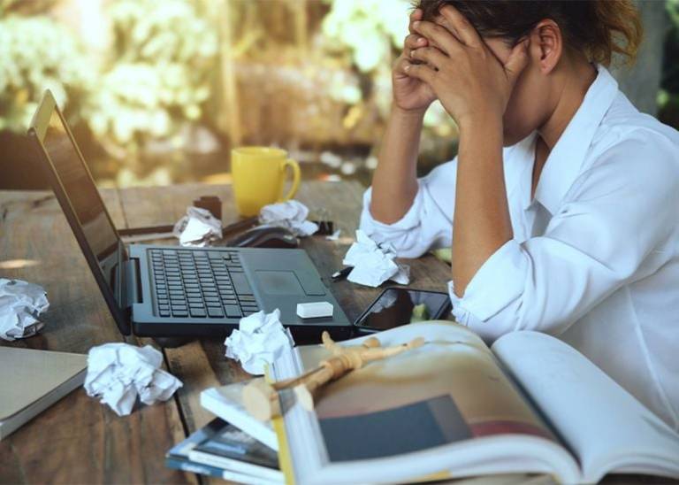 Business confidence slashed amidst recession fears