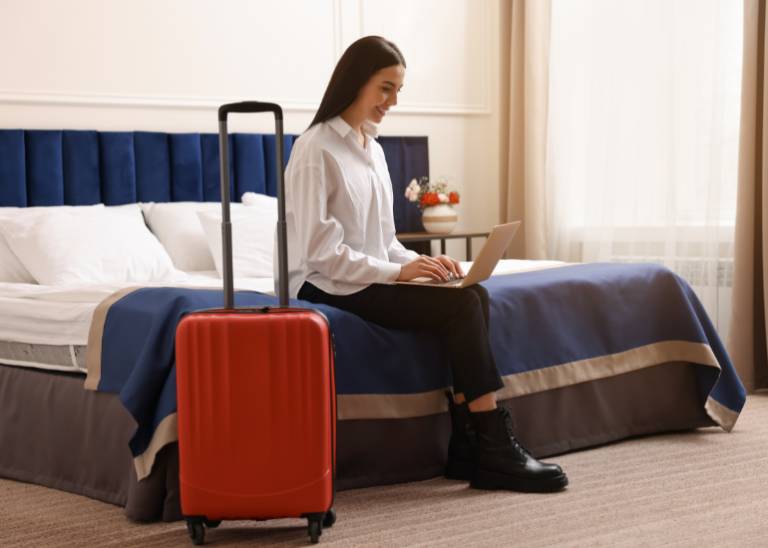 Late checkouts to lounge access: 5 tips to get more out of your business trips