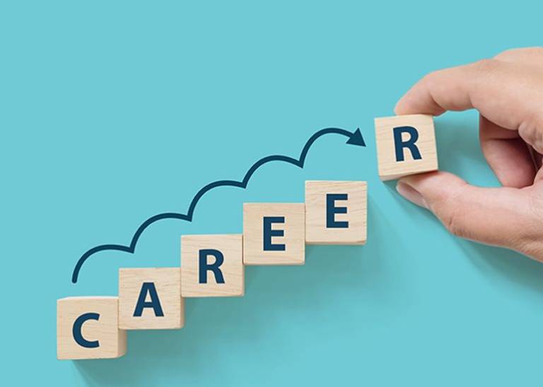 Ready to become a business consultant? First you need to beat imposter syndrome