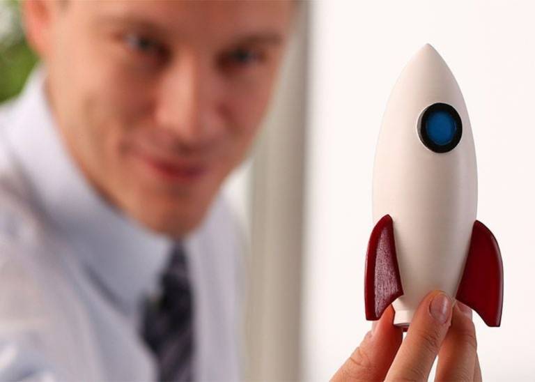 How to go from corporate life to dream startup