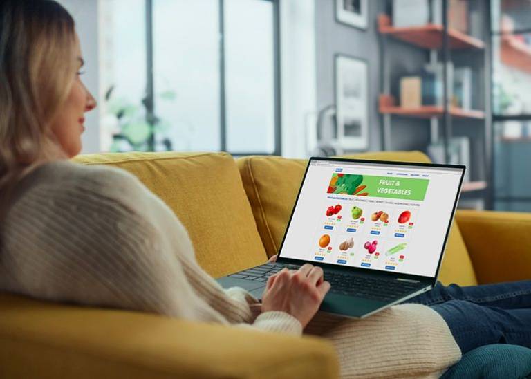 Aussies switch to online shopping in droves post-pandemic