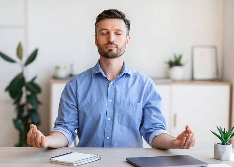 A few minutes a day can help business owners build positive mental health habits