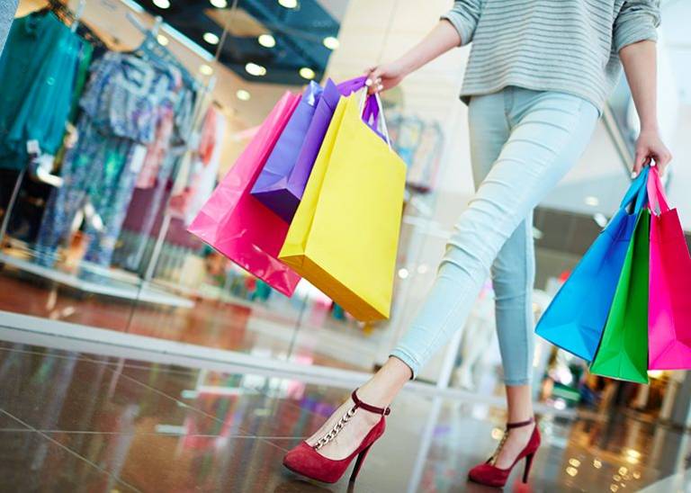Aussies to spend billions at EOFY sales despite credit crunch