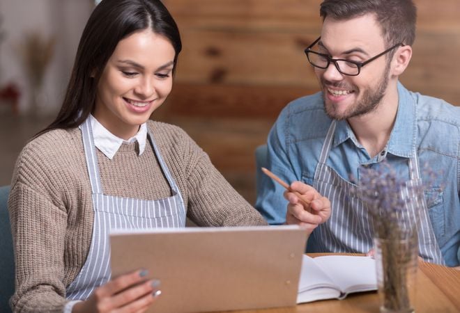How can small business deal with globalisation?