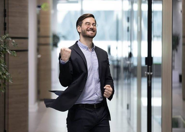 How to build a six figure business in 12 months