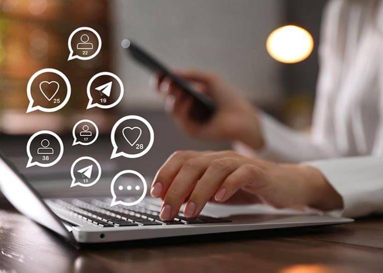In-house social media manager or agency: Which is better for you?
