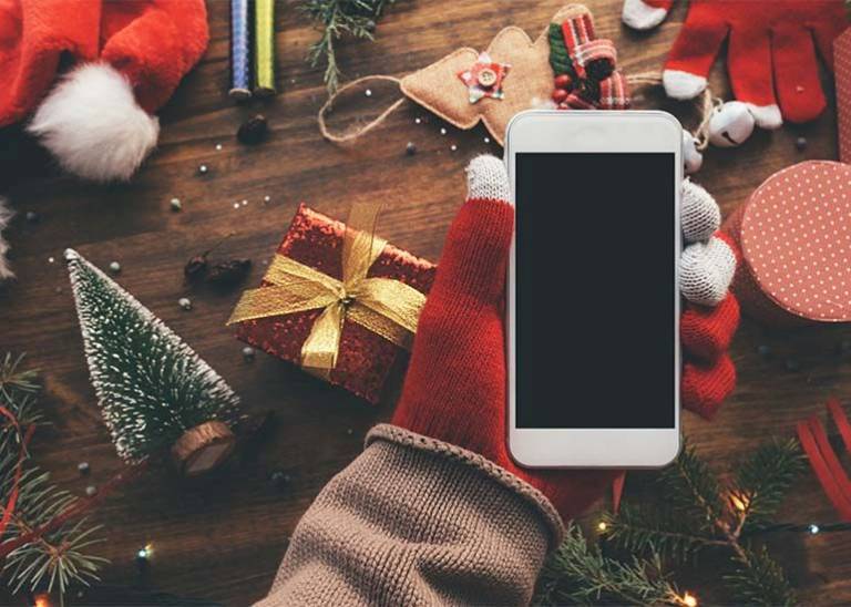Give the gift of convenience with these 3 social media marketing tips for the Christmas season