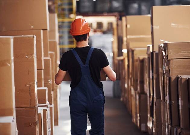 Scaling up? Here are 5 things you need to know about doing business with global suppliers